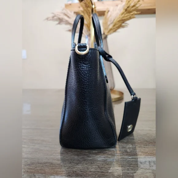 GUCCI
Swing Leather Two-Way Handbag - Picture 5 of 7